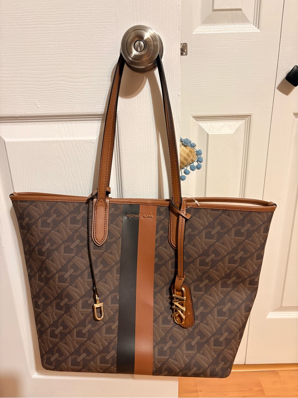 NWT Michael Kors Eliza Large East West Open Tote Bag - Brown/ Luggage - Picture 16 of 16